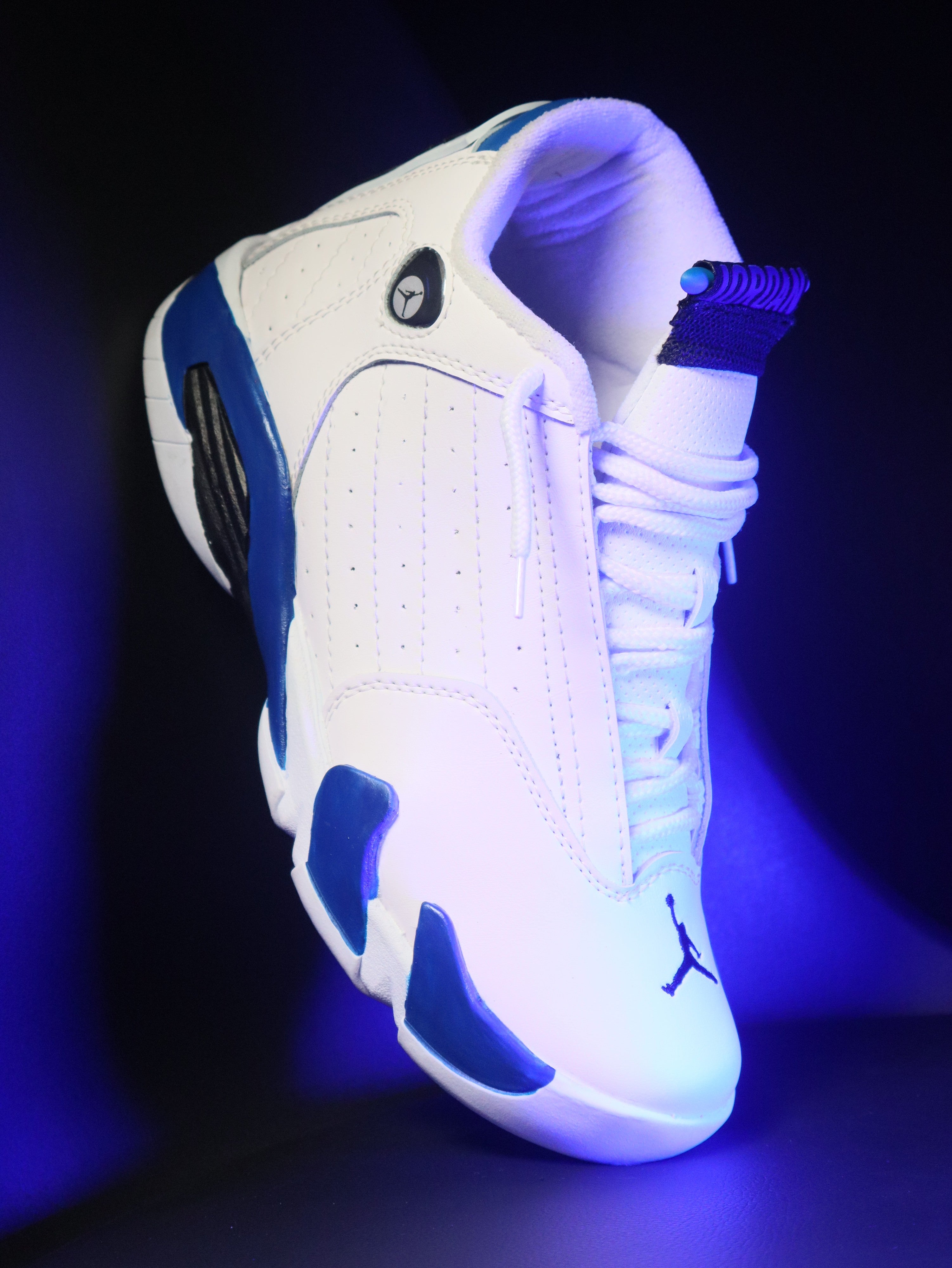 BOTA JDN 14 "THUNDER"