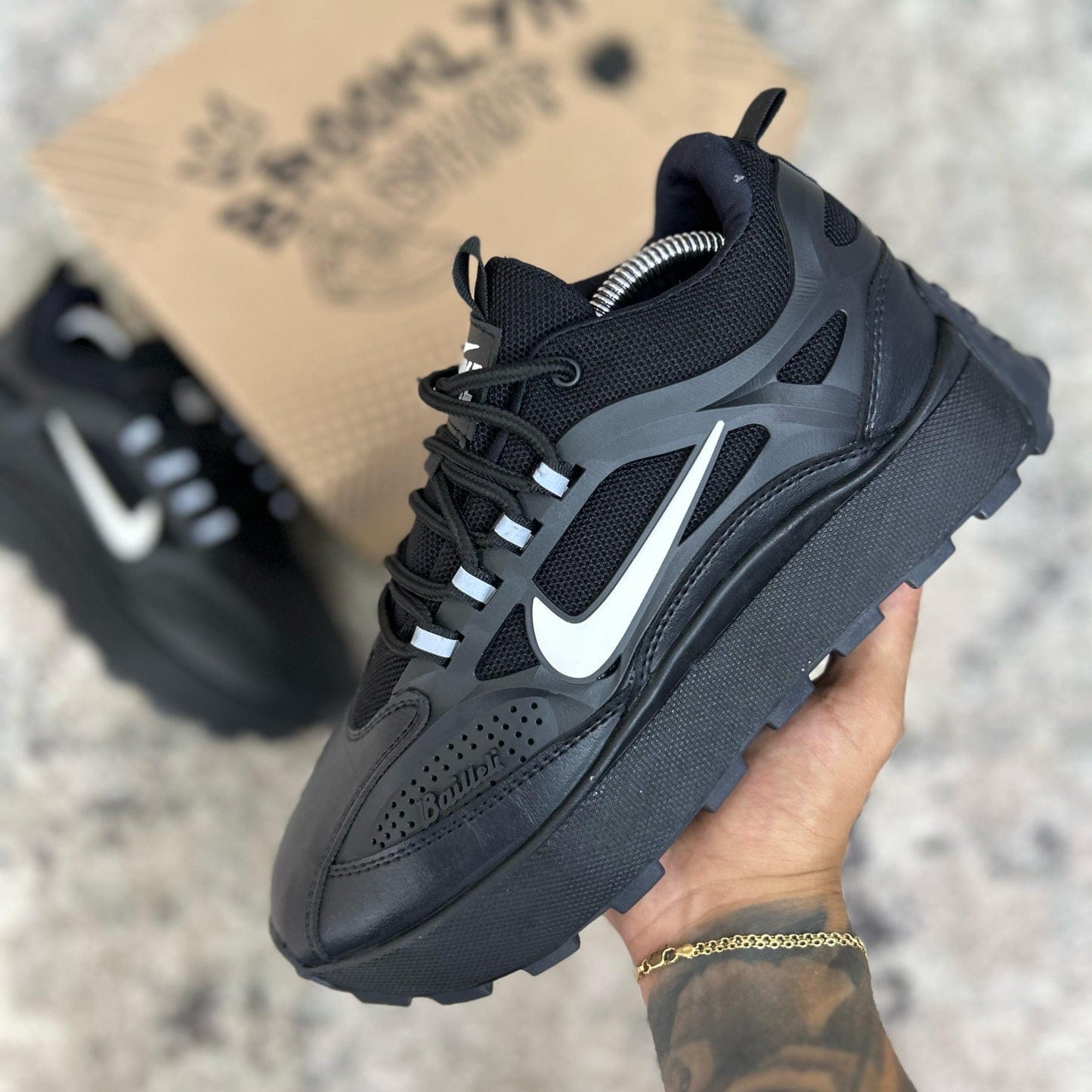 NIKE BAILLELI 2 X 1